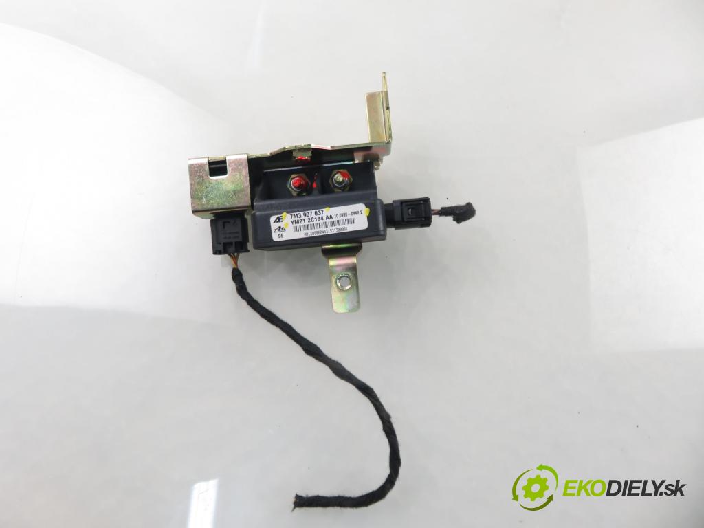 VW SHARAN (7M8, 7M9, 7M6) MINIVAN 2000 85,00 2 - ATM 1984,00 snímač ESP 7M3907637 ; 1J0907651A ; YM212C184AA