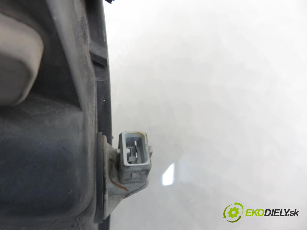 PEUGEOT 206 liftback (2A/C) HB 2003 55,00 1.4 75 - KFW 1360,00 světlo PP 9640399480
