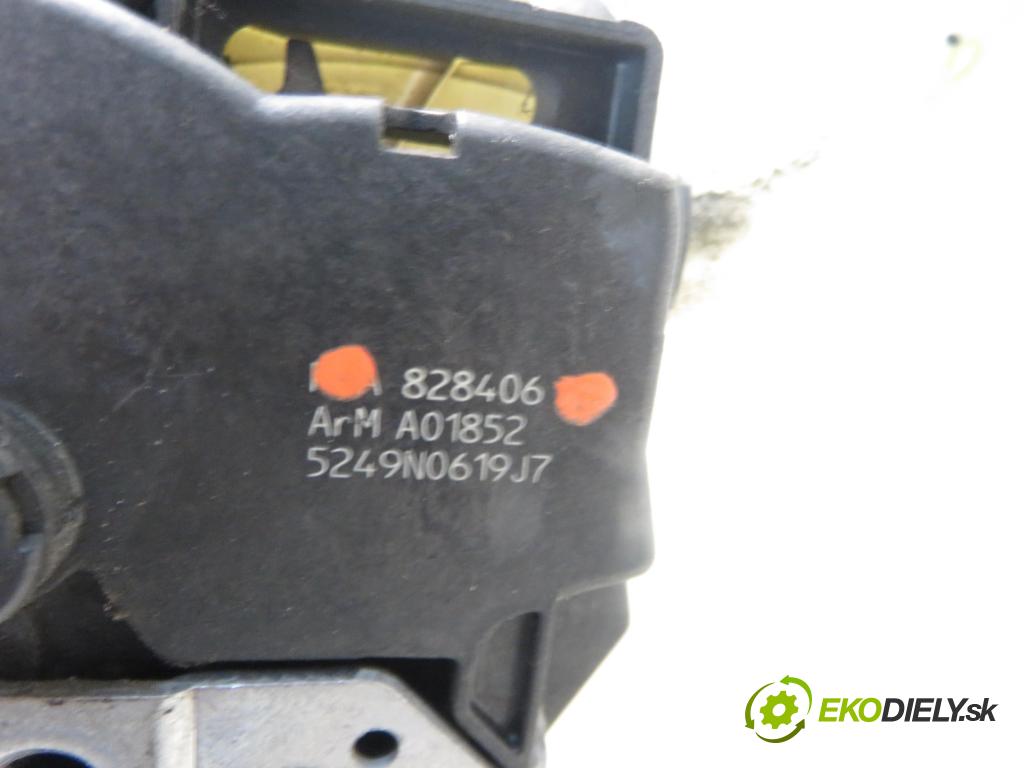 CITROEN BERLINGO MULTISPACE (B9) KOMBIVAN 2009 66,00 1.6 HDi 90 - 9HX (DV6ATED4) 1560,00 zámok 828406