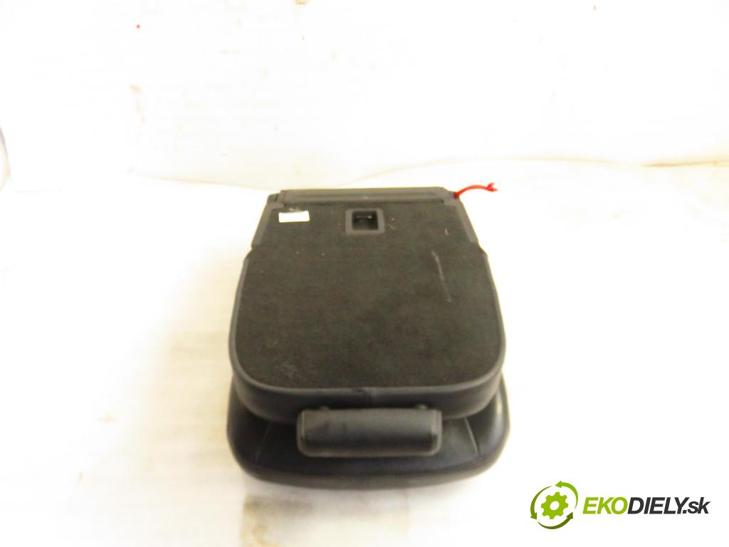 FORD S-MAX (WA6) MINIVAN 2014 120,00 2.0 TDCi - TXWA 1997,00 sedadlo 2 ŘÁDEK STŘEDNÍ