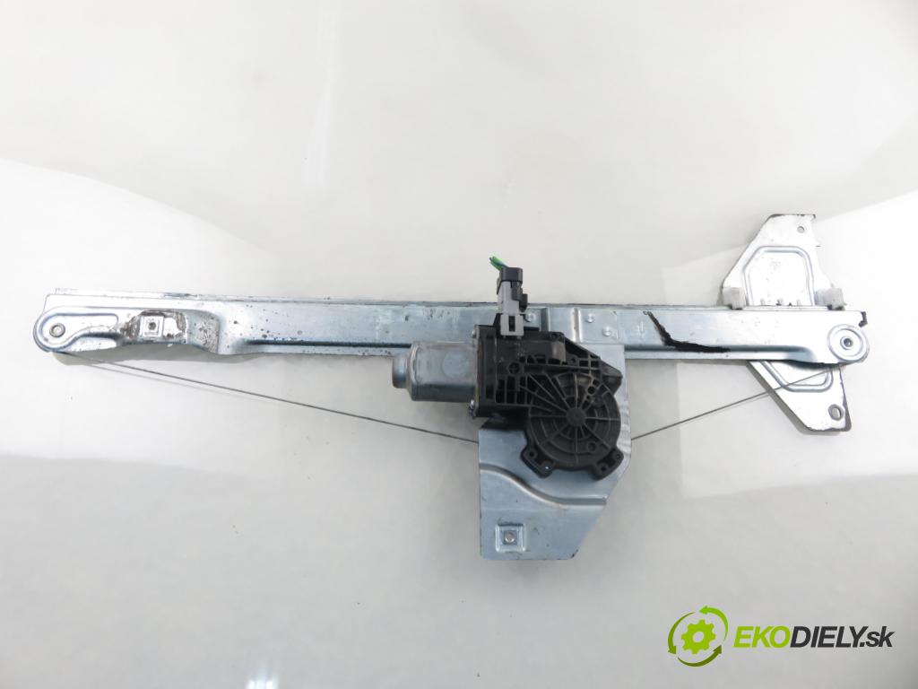 CITROEN BERLINGO MULTISPACE (B9) KOMBIVAN 2009 66,00 1.6 HDi 90 - 9HX (DV6ATED4) 1560,00 mechanismus oken 9680558180