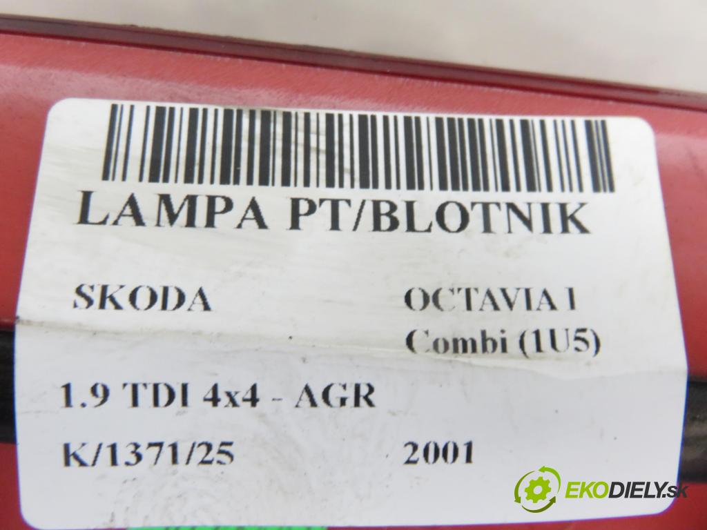 SKODA OCTAVIA I Combi (1U5) KOMBI 2001 66,00 1.9 TDI 4x4 - AGR 1896,00 Svetlo pravé zadné 1U9945096