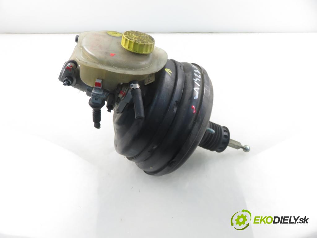 VW PASSAT B5.5 (3B3) SEDAN 2001 110,00 2.5 TDI - AKN 2496,00 posilovač 4B3612105A (Servočerpadlo)