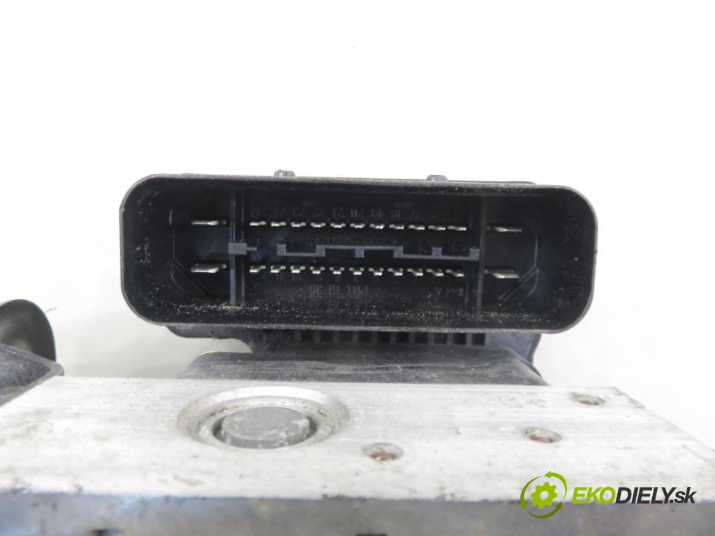 SEAT ALTEA (5P1) MINIVAN 2005 77,00 1.9 TDI PD 105 - BJB 1896,00 Pumpa ABS 1K0614117J ; 1K0907379P ; 10097003153 (Pumpa ABS)