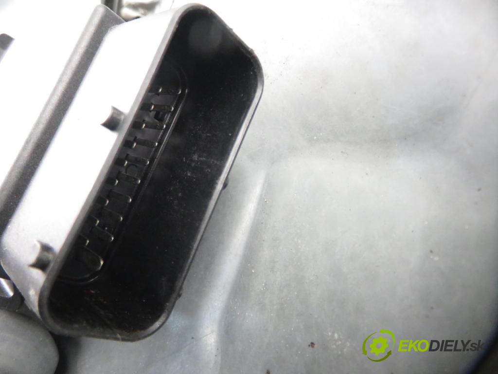VW GOLF IV (1J1) HB 1999 74,00 1.6 - AKL 1595,00 mechanismus oken 3D 1J4837729AA ; 1J1959801C