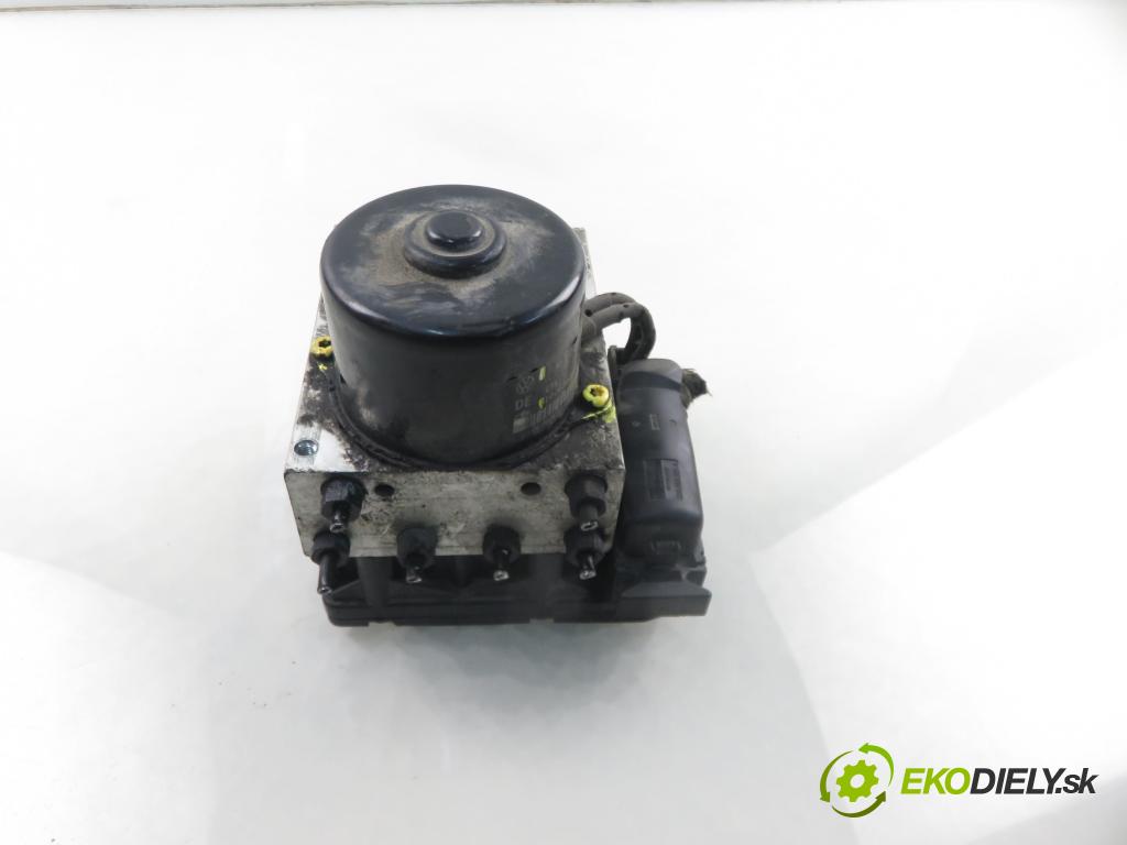 SKODA OCTAVIA I Combi (1U5) KOMBI 2001 66,00 1.9 TDI 4x4 - AGR 1896,00 Pumpa ABS 1J0907379AG ; 100949803543 ; 1J0614217F (Pumpa ABS)