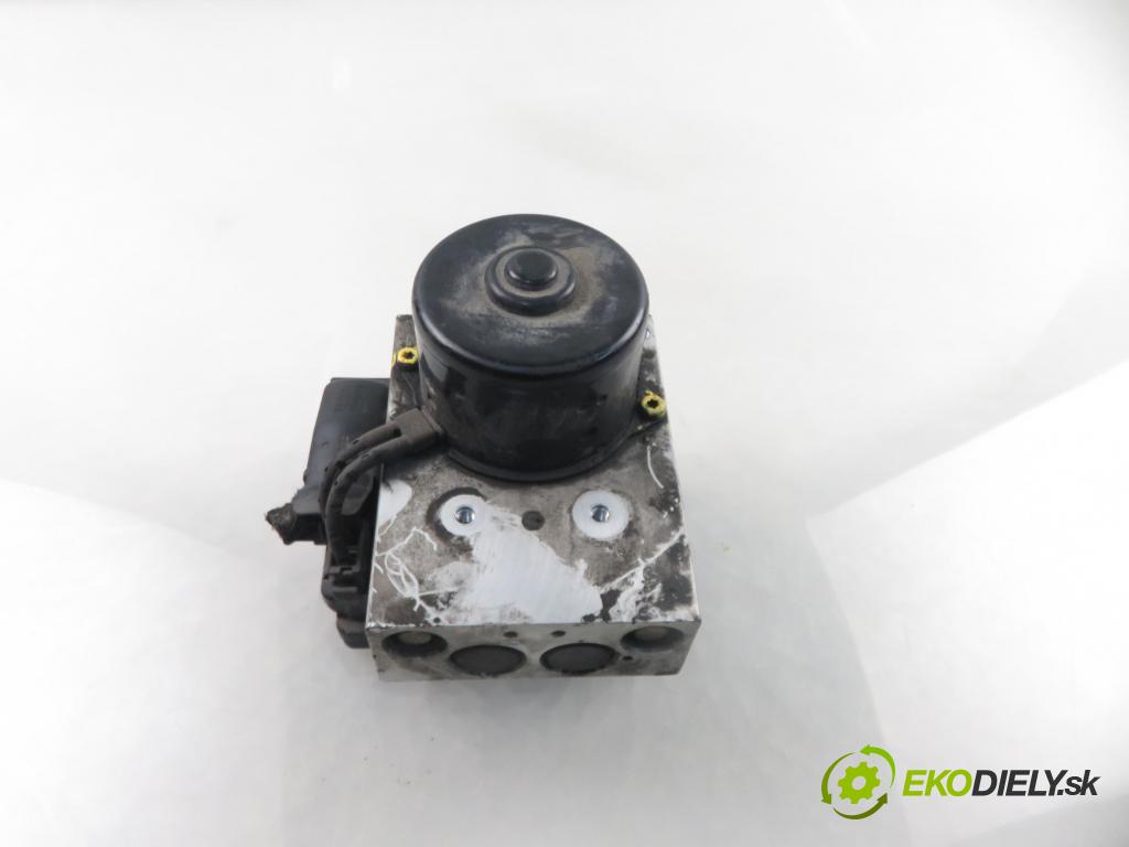 SKODA OCTAVIA I Combi (1U5) KOMBI 2001 66,00 1.9 TDI 4x4 - AGR 1896,00 Pumpa ABS 1J0907379AG ; 100949803543 ; 1J0614217F (Pumpa ABS)