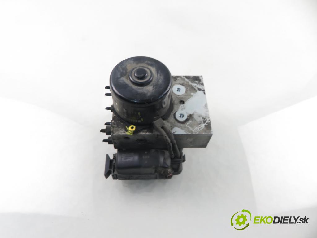 SKODA OCTAVIA I Combi (1U5) KOMBI 2001 66,00 1.9 TDI 4x4 - AGR 1896,00 Pumpa ABS 1J0907379AG ; 100949803543 ; 1J0614217F (Pumpa ABS)