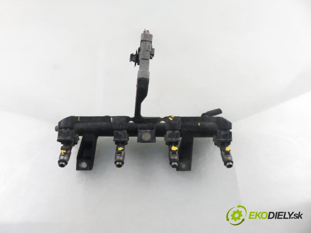 CITROEN C3 I (FC_) HB 2004 44,00 1.1 i - HFX (TU1A) 1124,00 Lišta vstrekovacia 9628982980 ; 9628982980D ; IPM002 (Vstrekovacia lišta)