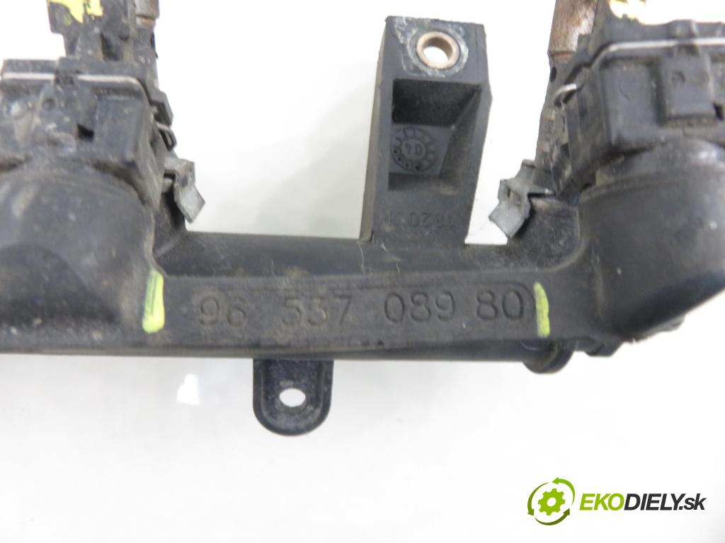 CITROEN C3 I (FC_) HB 2004 44,00 1.1 i - HFX (TU1A) 1124,00 Lišta vstrekovacia 9628982980 ; 9628982980D ; IPM002 (Vstrekovacia lišta)