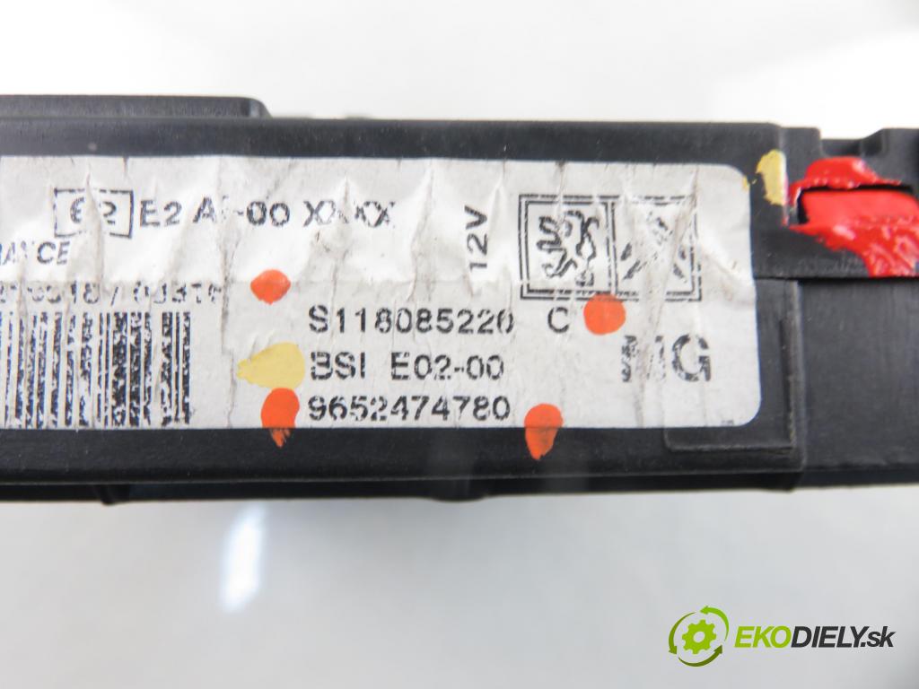 PEUGEOT 206 liftback (2A/C) HB 2004 51,00 1.4 HDi - 8HX (DV4TD) 1398,00 MODUL BSI 9652474780 ; S118085220C