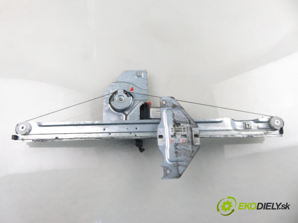 CITROEN BERLINGO MULTISPACE (B9) KOMBIVAN 2009 66,00 1.6 HDi 90 - 9HX (DV6ATED4) 1560,00 mechanismus oken PPE 9680558080