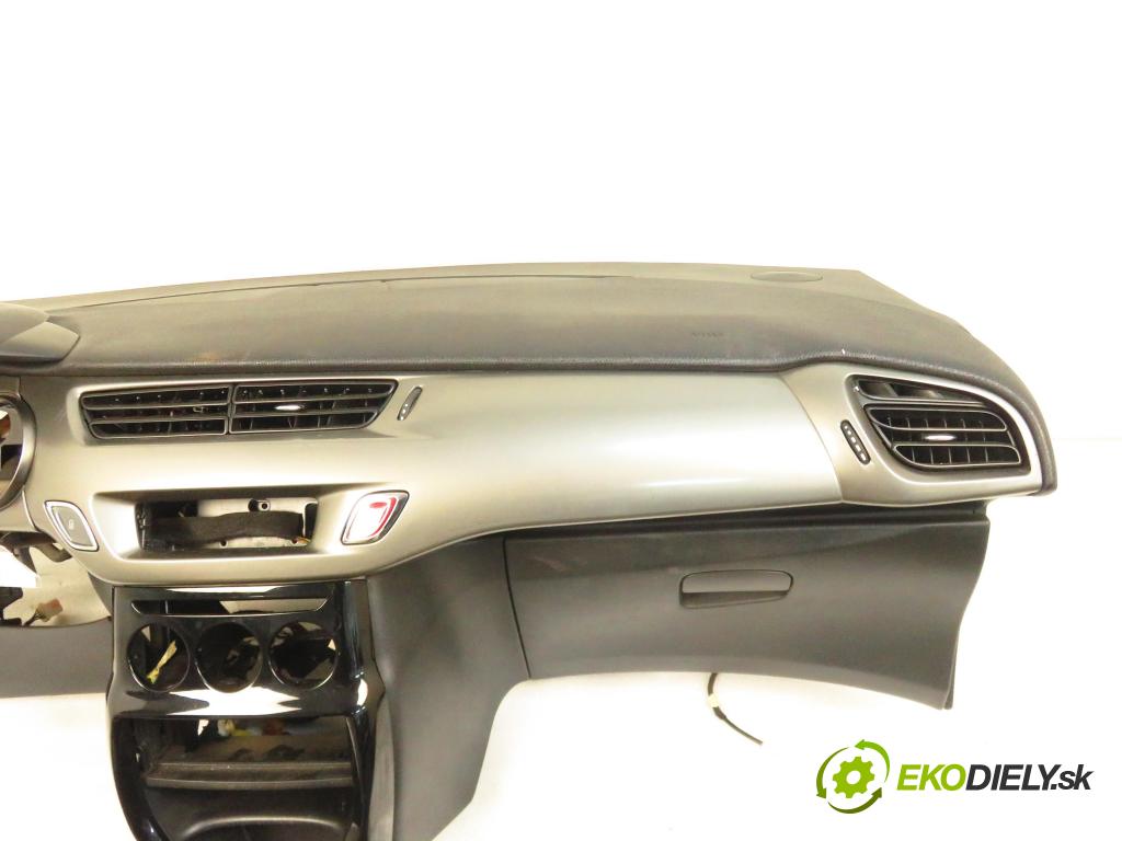 CITROEN C3 II (SC_) HB 2012 50,00 1.0 VTi 68 - ZMZ (EB0) 999,00 palubovka