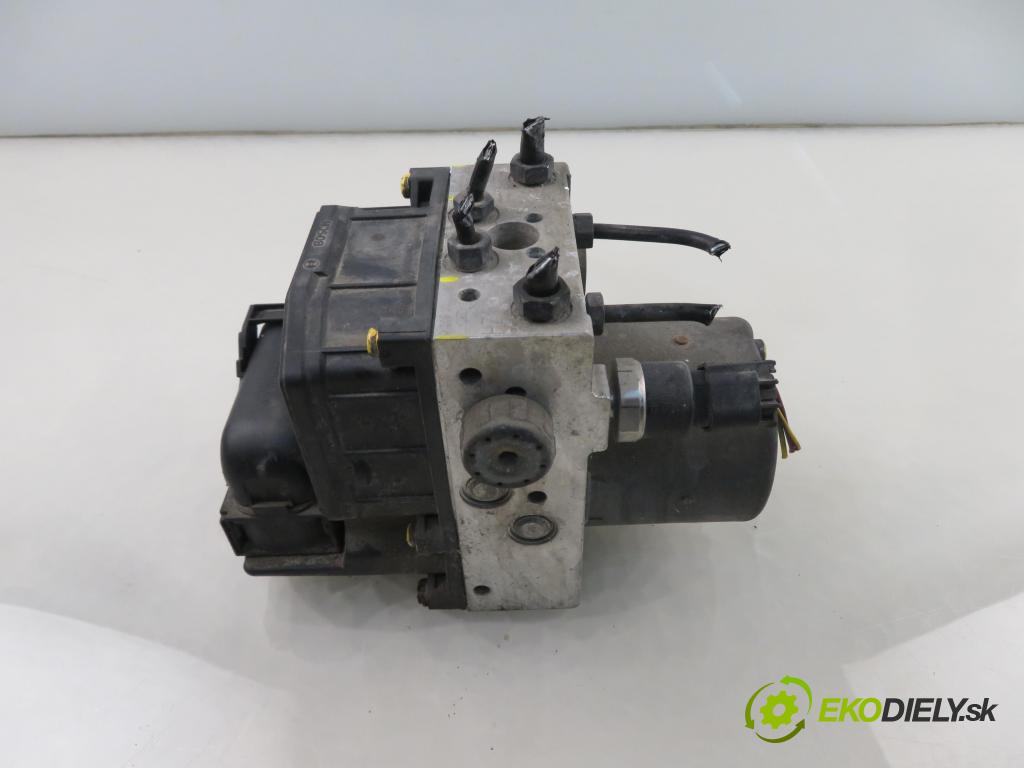 AUDI A4 (8E2, B6) SEDAN 2001 96,00 1.9 TDI PD 130 - AWX 1896,00 Pumpa ABS 0265950011 ; 8E0614517 ; 0265225048 (Pumpa ABS)