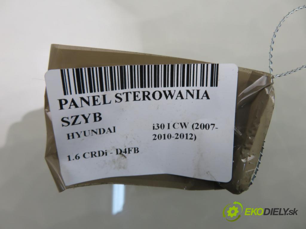 HYUNDAI i30 Kombi (FD) KOMBI 2010 85,00 1.6 CRDi 116 - D4FB 1582,00 Panel ovládaní oken 936702L100