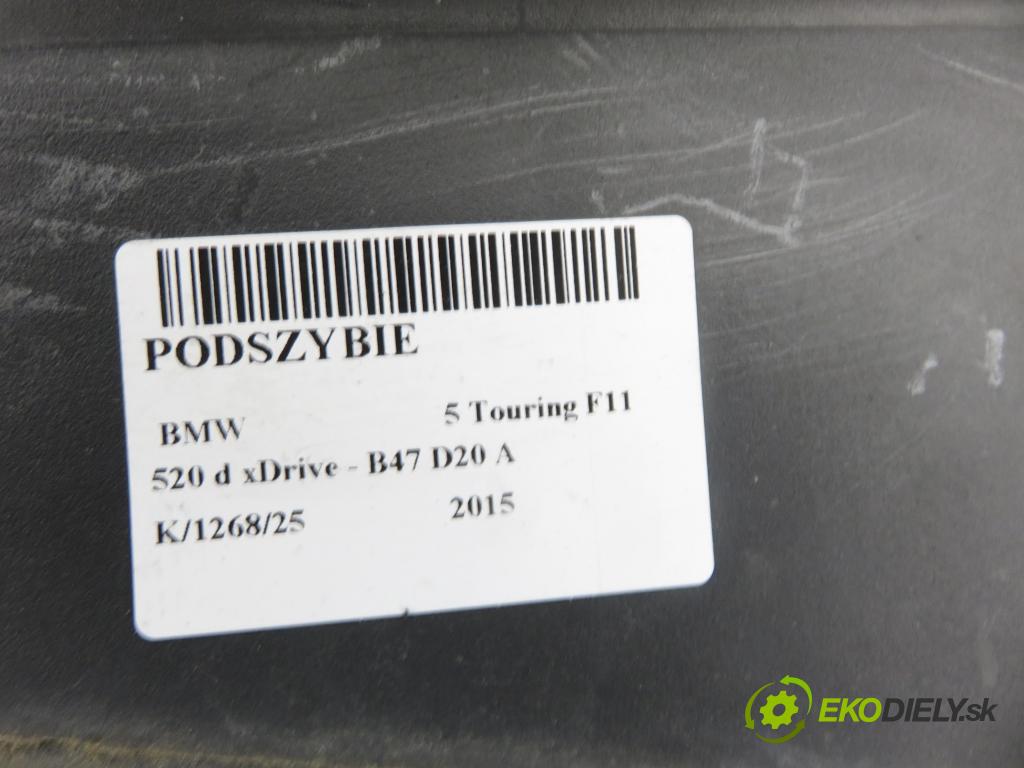 BMW 5 Touring (F11) KOMBI 2015 140,00 520 d xDrive - B47 D20 A 1995,00 Torpédo, plast pod čelné okno 7203124 ; 6987605 ; 7216977 (Torpédo (plast pod čelným sklom))