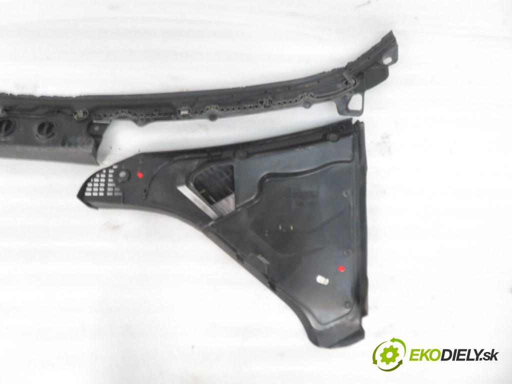 BMW 5 Touring (F11) KOMBI 2015 140,00 520 d xDrive - B47 D20 A 1995,00 Torpédo, plast pod čelné okno 7203124 ; 6987605 ; 7216977 (Torpédo (plast pod čelným sklom))