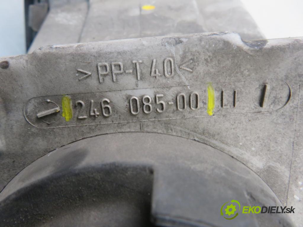 SKODA OCTAVIA I Combi (1U5) KOMBI 2001 66,00 1.9 TDI 4x4 - AGR 1896,00 Svetlo LP 24608500