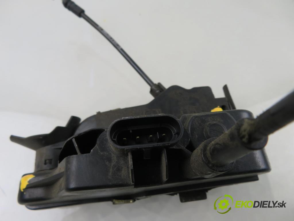 RENAULT GRAND ESPACE IV (JK0/1_) MINIVAN 2003 125,00 2.0 Turbo (JK0A, JK0B, JK0N) - F4R 797 1998,00 zámok