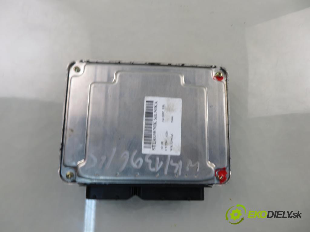 AUDI A4 (8D2, B5) SEDAN 2000 66,00 1.9 TDI - AHU 1896,00 řídící jednotka motora 038906012AF ; 0281010197
