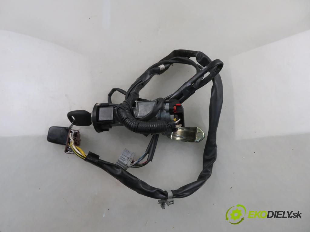 HONDA ACCORD V (CE, CF_) SEDAN 1998 85,00 1.9 i (CE7) - F18A3 1850,00 spinačka  (Spínacia skrinka)