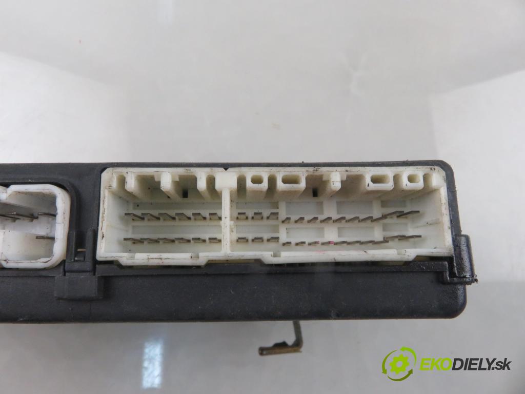 VOLVO V40 Kombi (645) KOMBI 2001 90,00 1.8 122 - B 4184 S2 1783,00 MODUL komfortu 30896697