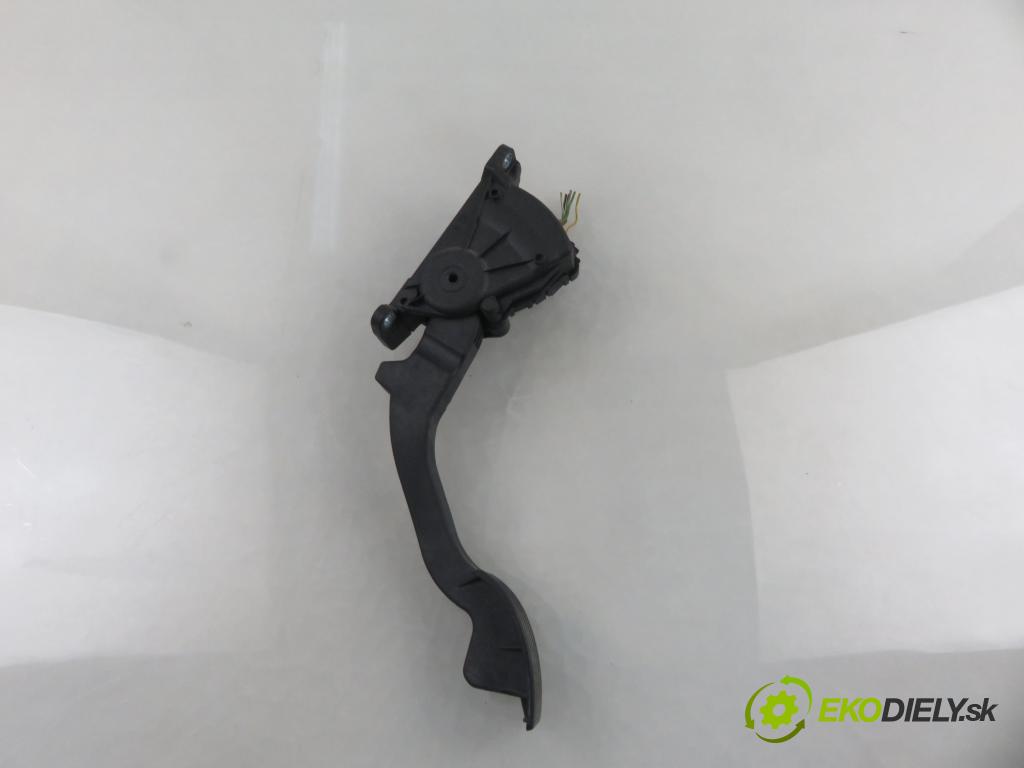 FORD FOCUS C-MAX (DM2) MINIVAN 2006 85,00 1.8 TDCi - KKDA 1753,00 Potenciometer plynu 3M519F836AF ; 6PV00864110 (Potenciometer plynového pedálu)