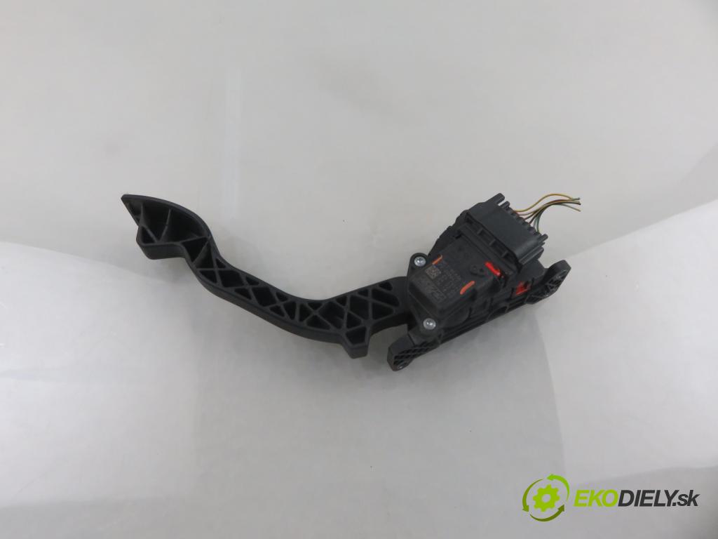 FORD FOCUS C-MAX (DM2) MINIVAN 2006 85,00 1.8 TDCi - KKDA 1753,00 Potenciometer plynu 3M519F836AF ; 6PV00864110 (Potenciometer plynového pedálu)