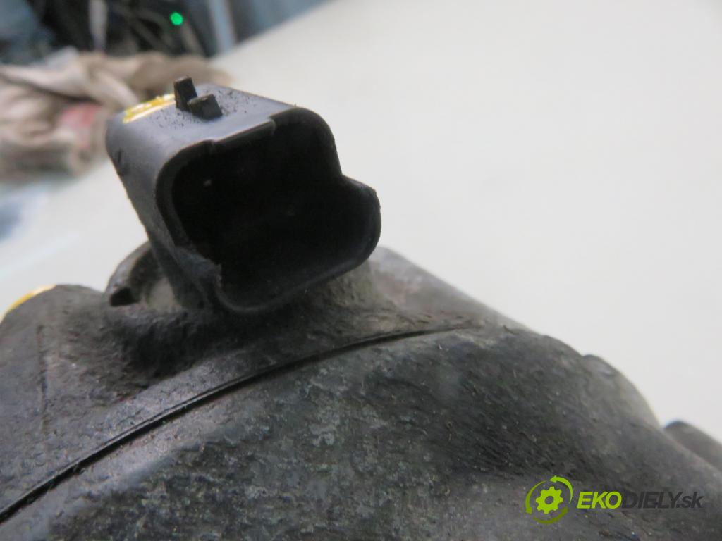 CITROEN BERLINGO MULTISPACE (B9) KOMBIVAN 2009 66,00 1.6 HDi 90 - 9HX (DV6ATED4) 1560,00 KOMPRESOR: klimatizace 9684432480 (Kompresor klimatizace)