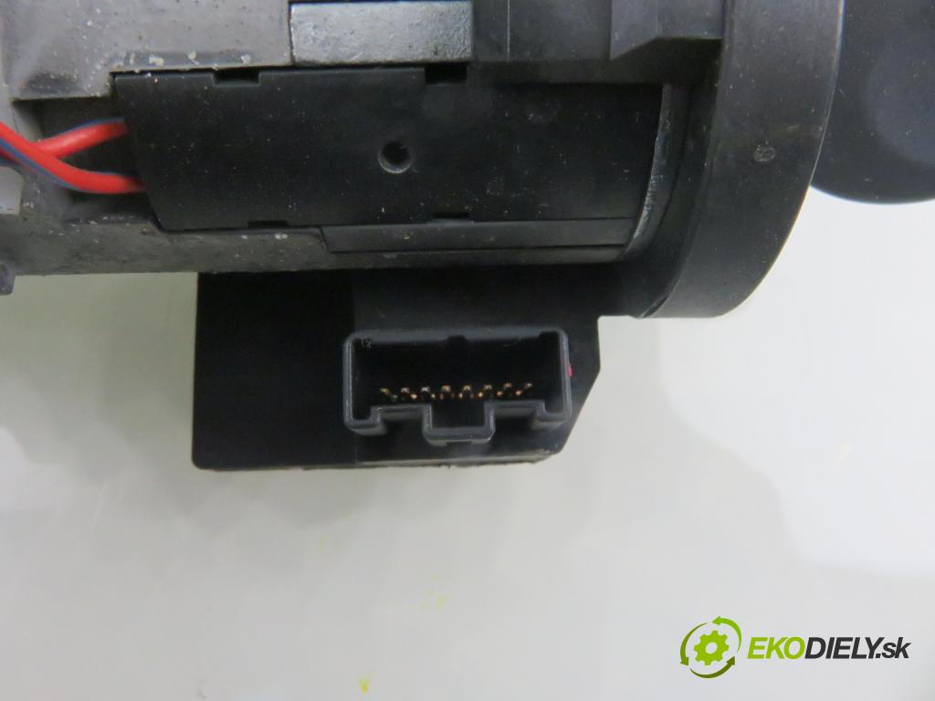 NISSAN MURANO I (Z50) SUV 2004 172,00 3.5 4x4 234 3498,00 spinačka 28590C9965 (Spínacia skrinka)