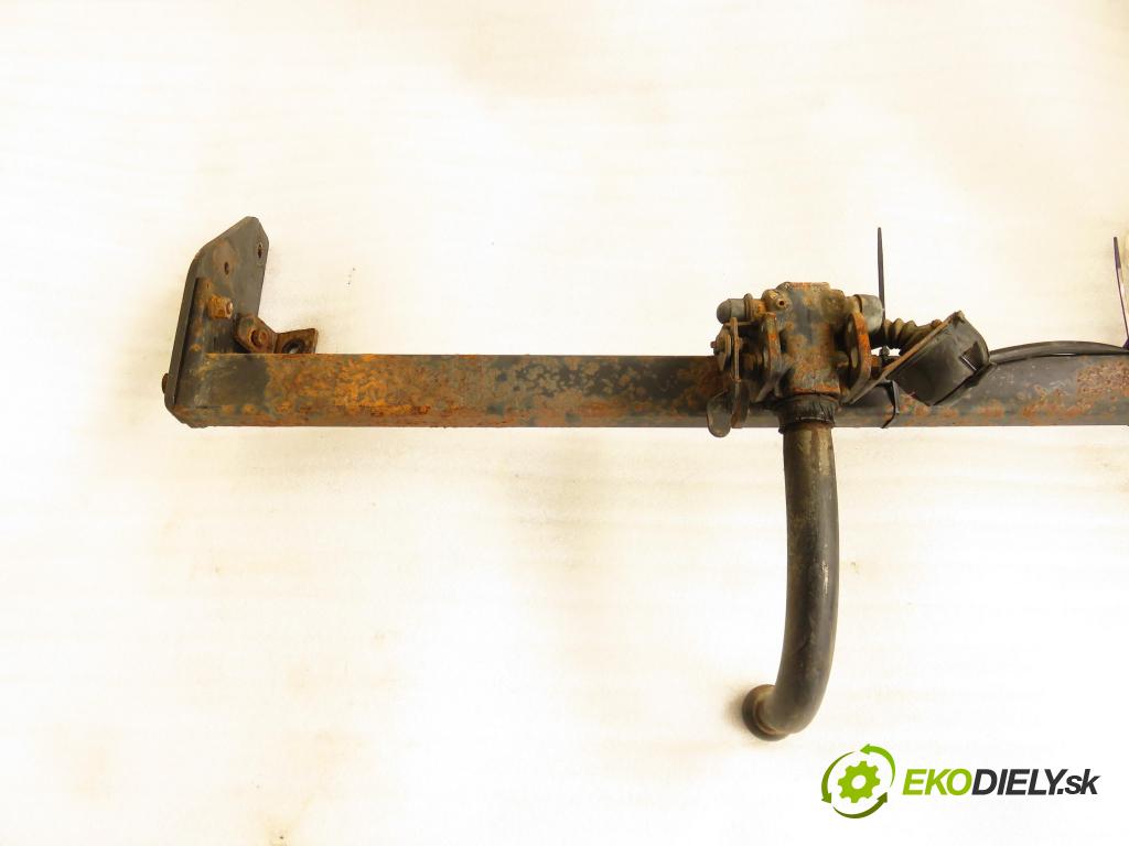 HYUNDAI i30 Kombi (FD) KOMBI 2010 85,00 1.6 CRDi 116 - D4FB 1582,00 Hák J57A