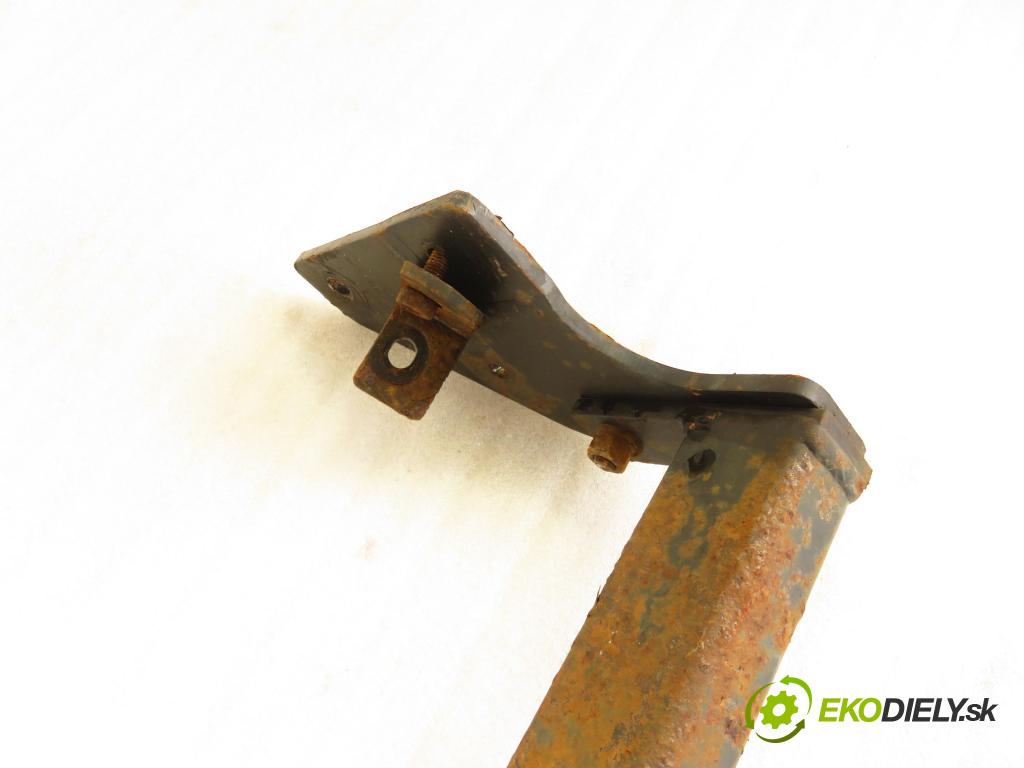 HYUNDAI i30 Kombi (FD) KOMBI 2010 85,00 1.6 CRDi 116 - D4FB 1582,00 Hák J57A