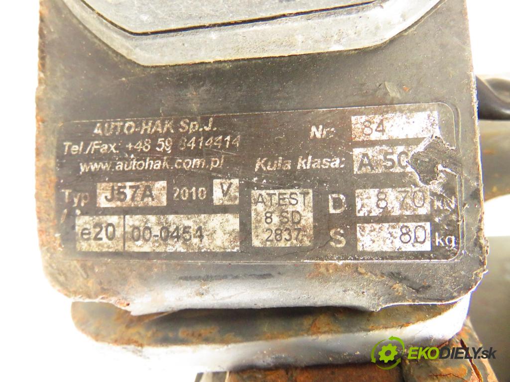 HYUNDAI i30 Kombi (FD) KOMBI 2010 85,00 1.6 CRDi 116 - D4FB 1582,00 Hák J57A