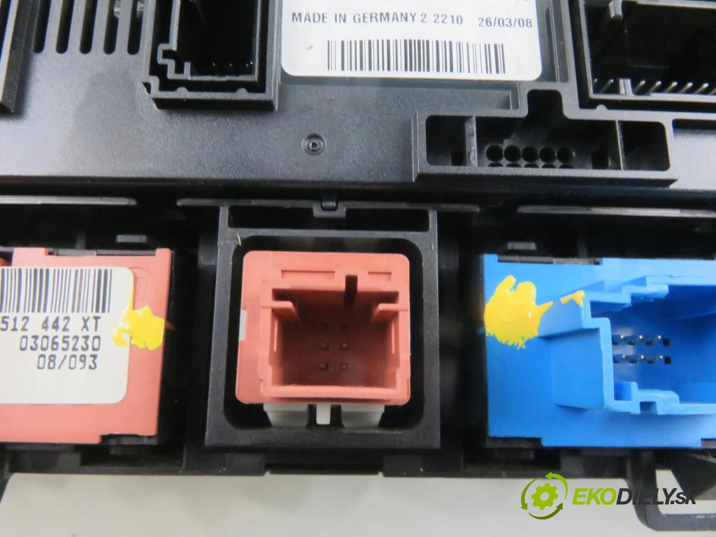 PEUGEOT 407 (6D_) SEDAN 2008 80,00 1.6 HDi 110 - 9HZ (DV6TED4) 1560,00 Panel kúrenia KLIMATIZACE: 96824759XF ; 5HB00933401