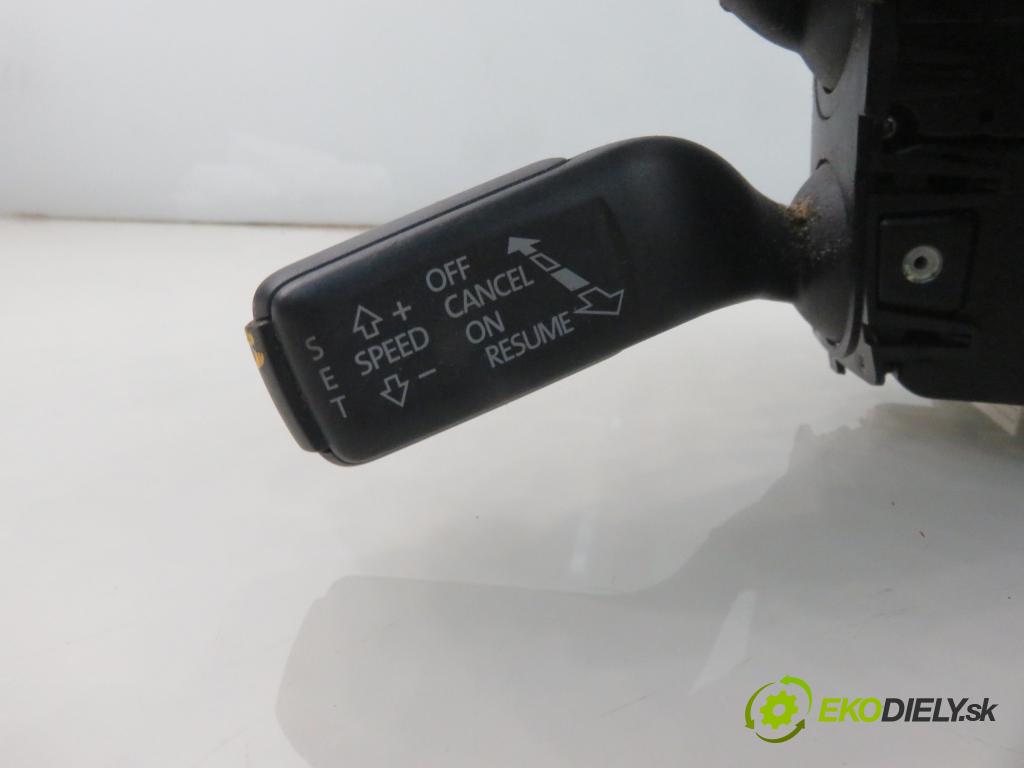 VW PASSAT B6 Variant (3C5) KOMBI 2009 125,00 2.0 TDI - CBBB 1968,00 PAKA/ŘAZENÍ/SADA: 3C9953513AG ; 3C0959653B ; 3C0953549K