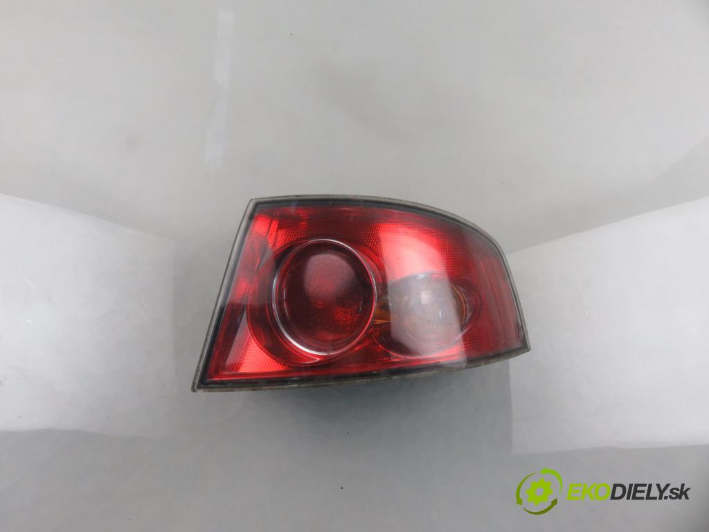 SEAT IBIZA III (6L1) HB 2003 47,00 1.2 12V - AZQ 1198,00 světlo pravé zadní 6L6945096A