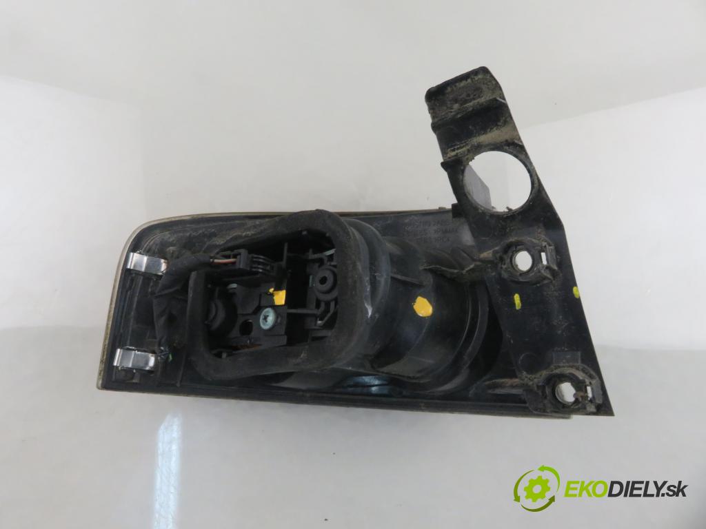 SEAT IBIZA III (6L1) HB 2003 47,00 1.2 12V - AZQ 1198,00 světlo pravé zadní 6L6945096A