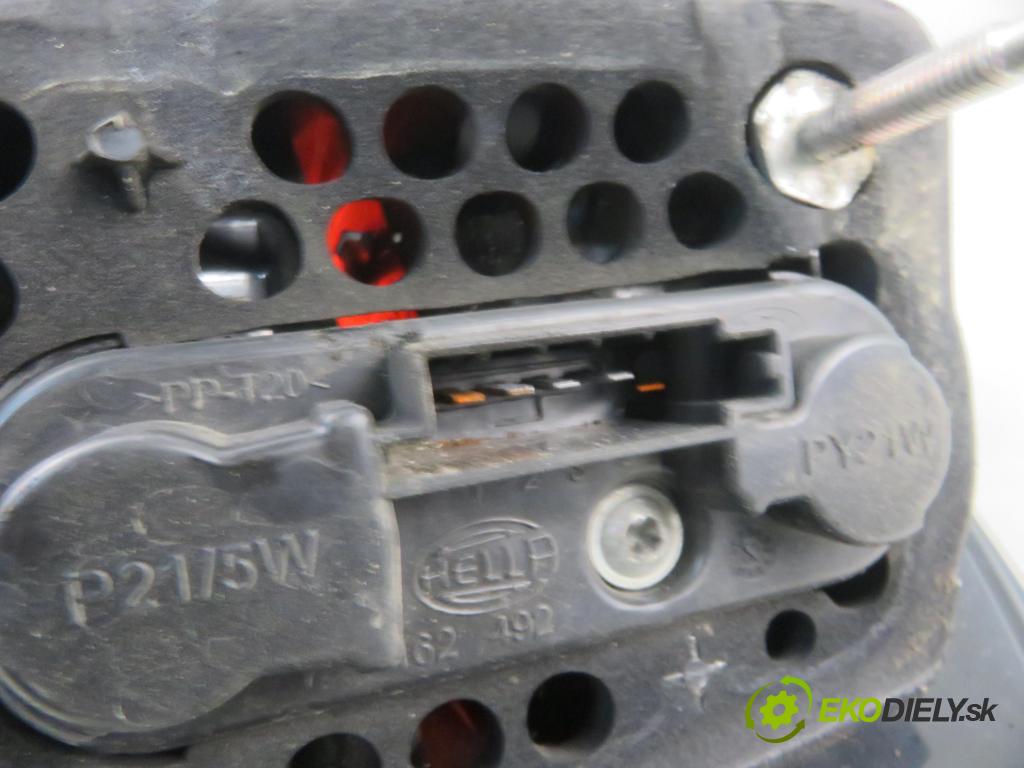 FORD S-MAX (WA6) MINIVAN 2007 96,00 2.0 TDCi - AZWA 1997,00 světlo levé zadní