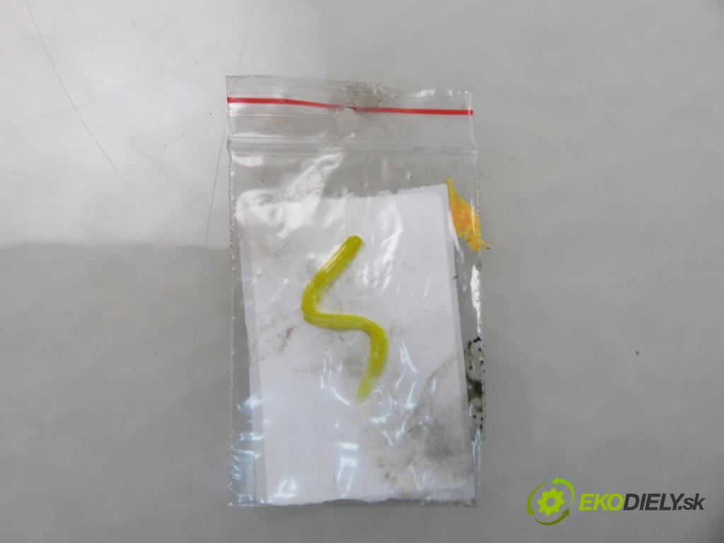 VW GOLF PLUS (5M1, 521) MINIVAN 2005 103,00 2.0 TDI 16V - BKD 1968,00 Vstrekovač 03G130073G (Vstrekovač paliva)