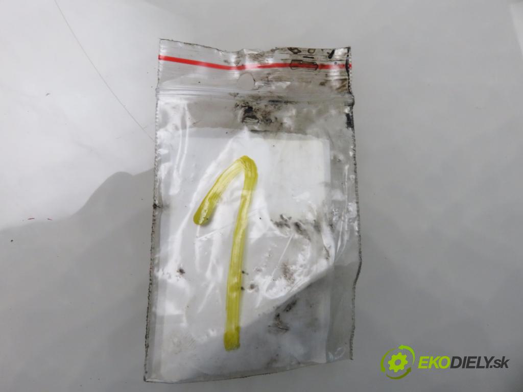 CITROEN C4 coupe (LA_) HB 2007 80,00 1.6 HDi - 9HZ (DV6TED4) 1560,00 vstrekovač 0445110297 (Vstrekovač paliva)