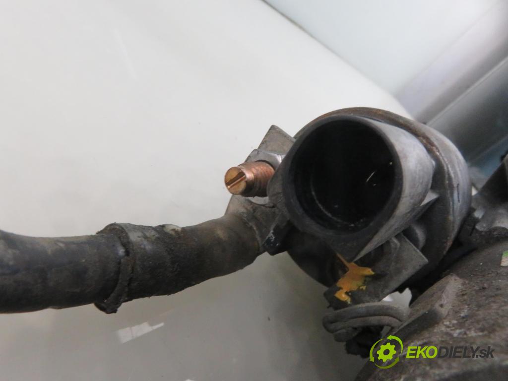 VW PASSAT B6 Variant (3C5) KOMBI 2009 125,00 2.0 TDI - CBBB 1968,00 Štartér  (Štartér)