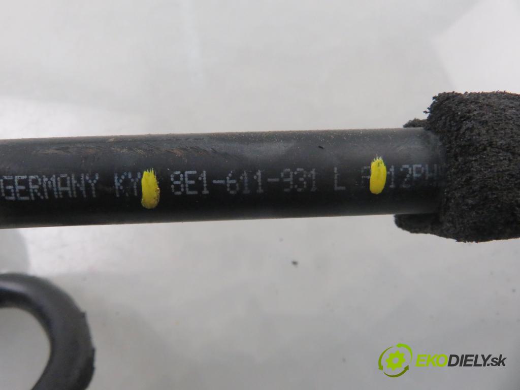 AUDI A4 (8E2, B6) SEDAN 2001 96,00 1.9 TDI PD 130 - AWX 1896,00 trubka do serva 8E1611931L