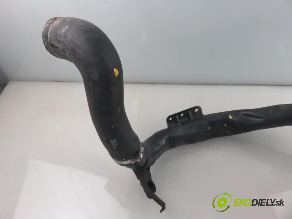 VW PASSAT B6 Variant (3C5) KOMBI 2009 125,00 2.0 TDI - CBBB 1968,00 Rúra intercoolera turba 1K0145840AB ; 1K0145832AC ; 1K0145828S