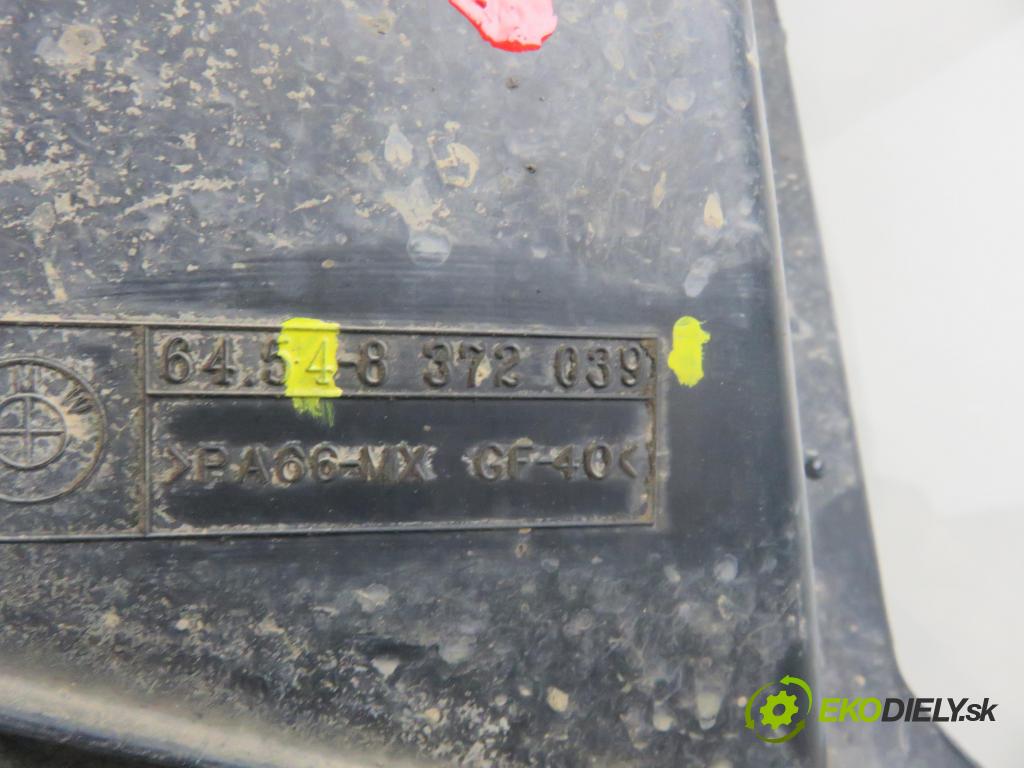 BMW 3 Touring (E36) KOMBI 1998 85,00 318 i 116 - M43 B18 (184E2) 1796,00 ventilátor chladič PODNEBÍ / VODA 8372039