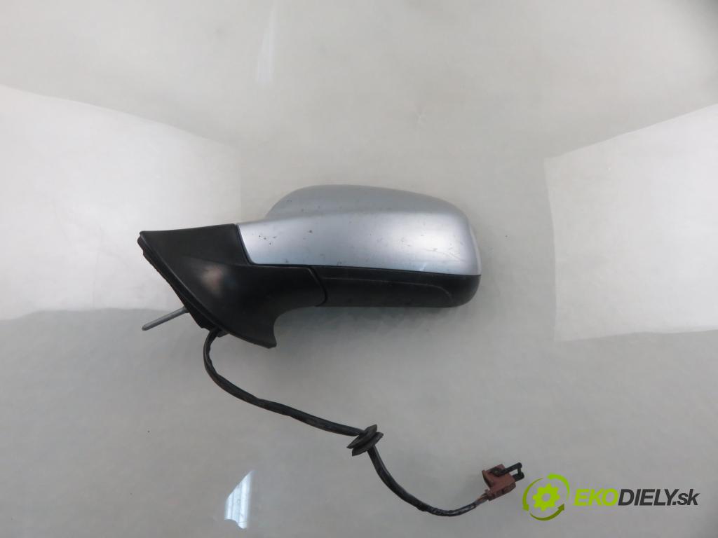 PEUGEOT 407 (6D_) SEDAN 2008 80,00 1.6 HDi 110 - 9HZ (DV6TED4) 1560,00 zpětné zrcátko LE