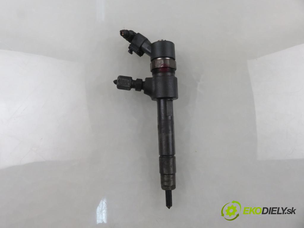 OPEL ZAFIRA B (A05) MINIVAN 2006 88,00 1.9 CDTI 8V 120 - Z 19 DT 1910,00 vstrekovač 0445110276 (Vstrekovač paliva)