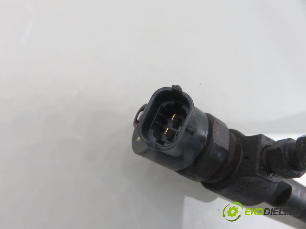 OPEL ZAFIRA B (A05) MINIVAN 2006 88,00 1.9 CDTI 8V 120 - Z 19 DT 1910,00 vstrekovač 0445110276 (Vstrekovač paliva)