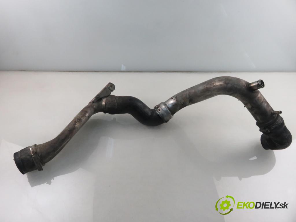 AUDI A3 (8L1) HB 2002 132,00 1.8 T 180 - AUQ 1781,00 Rúra intercoolera turba