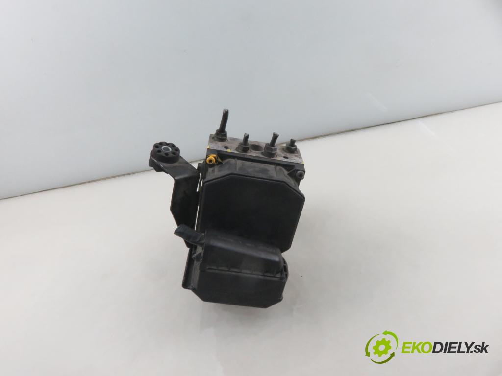 BMW 5 (E39) SEDAN 2001 100,00 520 d 136 - M47 D20 (204D1) 1951,00 Pumpa ABS 0265900001 ; 6756340 ; 0265223001 (Pumpa ABS)