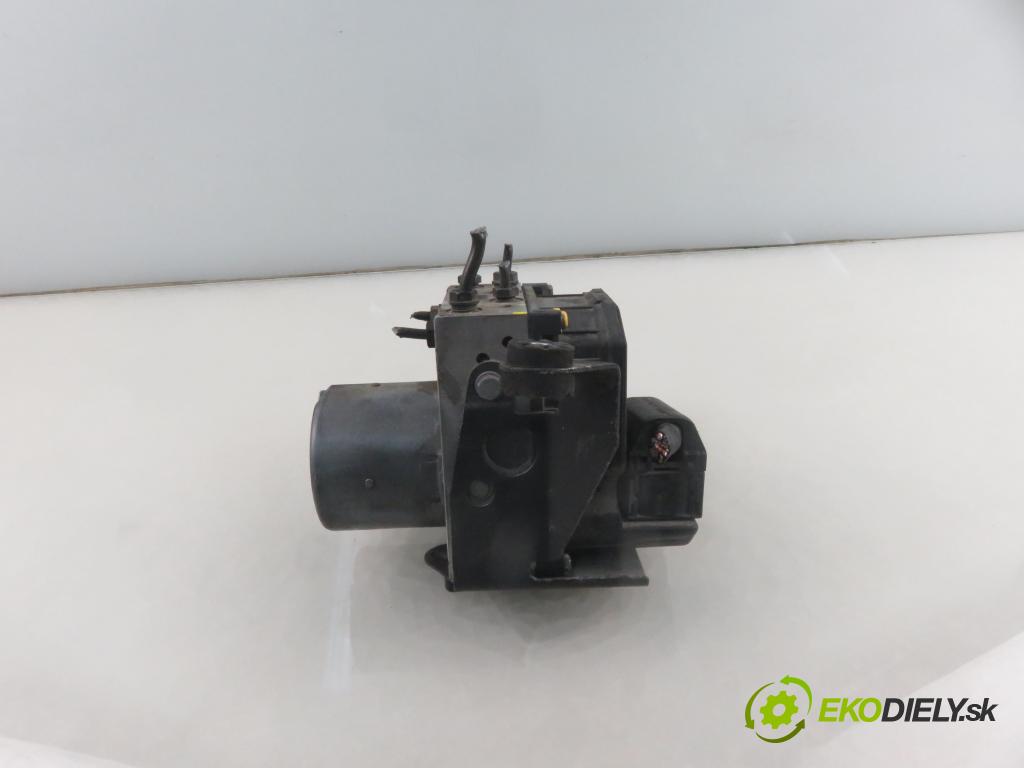 BMW 5 (E39) SEDAN 2001 100,00 520 d 136 - M47 D20 (204D1) 1951,00 Pumpa ABS 0265900001 ; 6756340 ; 0265223001 (Pumpa ABS)